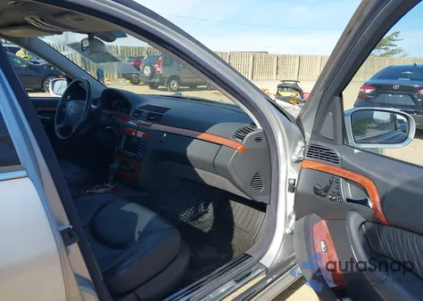 2006 Mercedes-Benz S 430 из США, поврежденный, VIN WDBNG70J26A466498